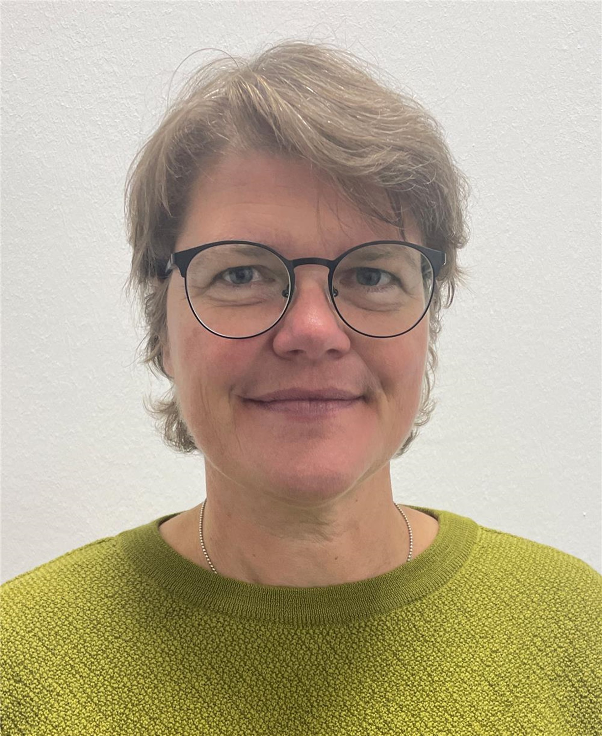 Terhaar, Pia