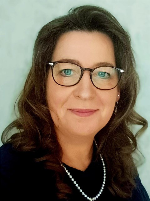 Porträtfoto Nicole Müller-Wenzlaff